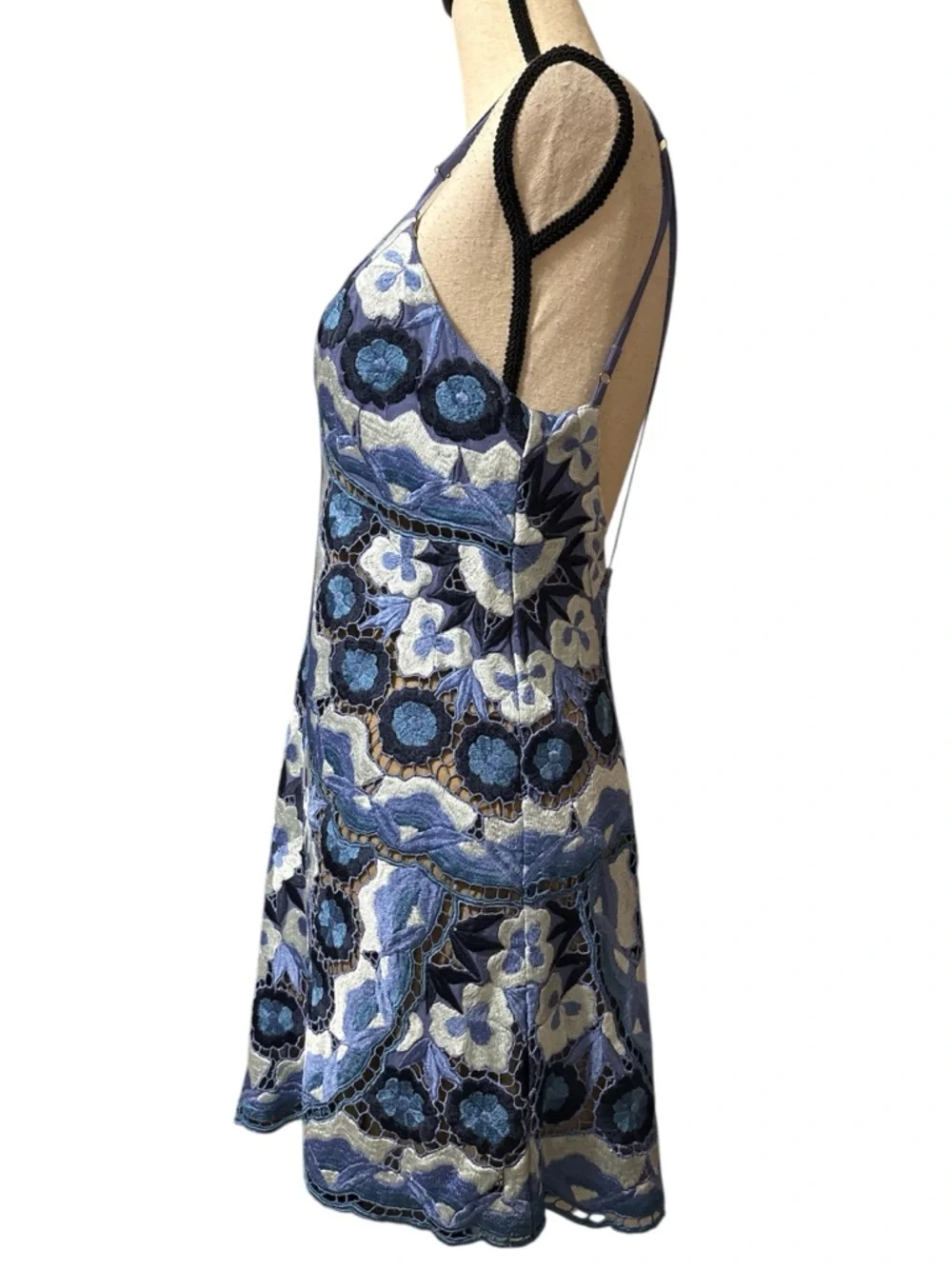 RARE Free People Bali Electric Muse Crochet Embroidered Mini Dress in Blue Sz 4 - Picture 8 of 12